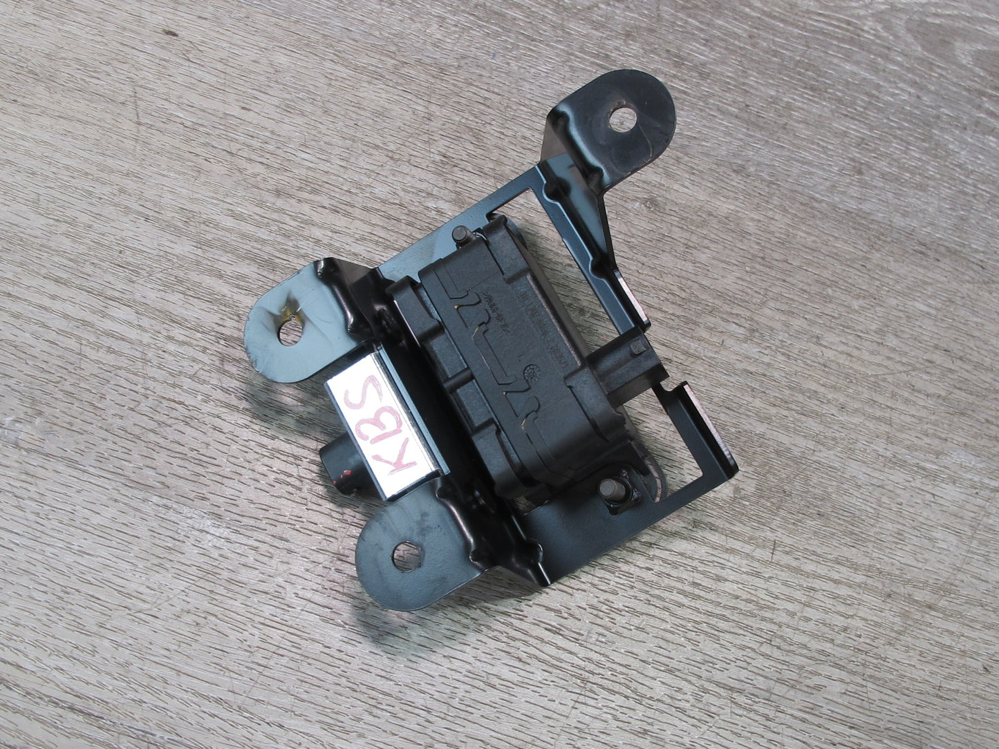 2006-2010 BMW E63 E64 YAW Turn Rate Acceleration Speed Sensor 6776212