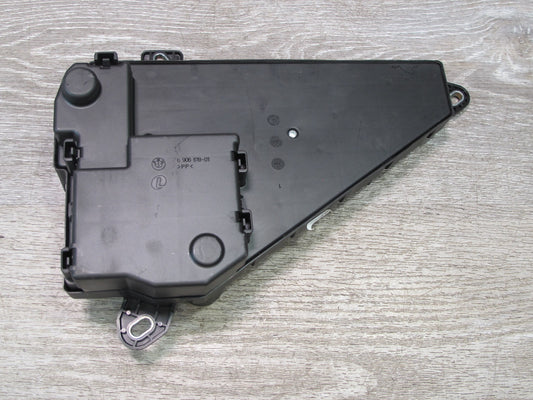 2006-2010 BMW E63 E64 Rear Trunk Fuse Relay Box Module 6906618