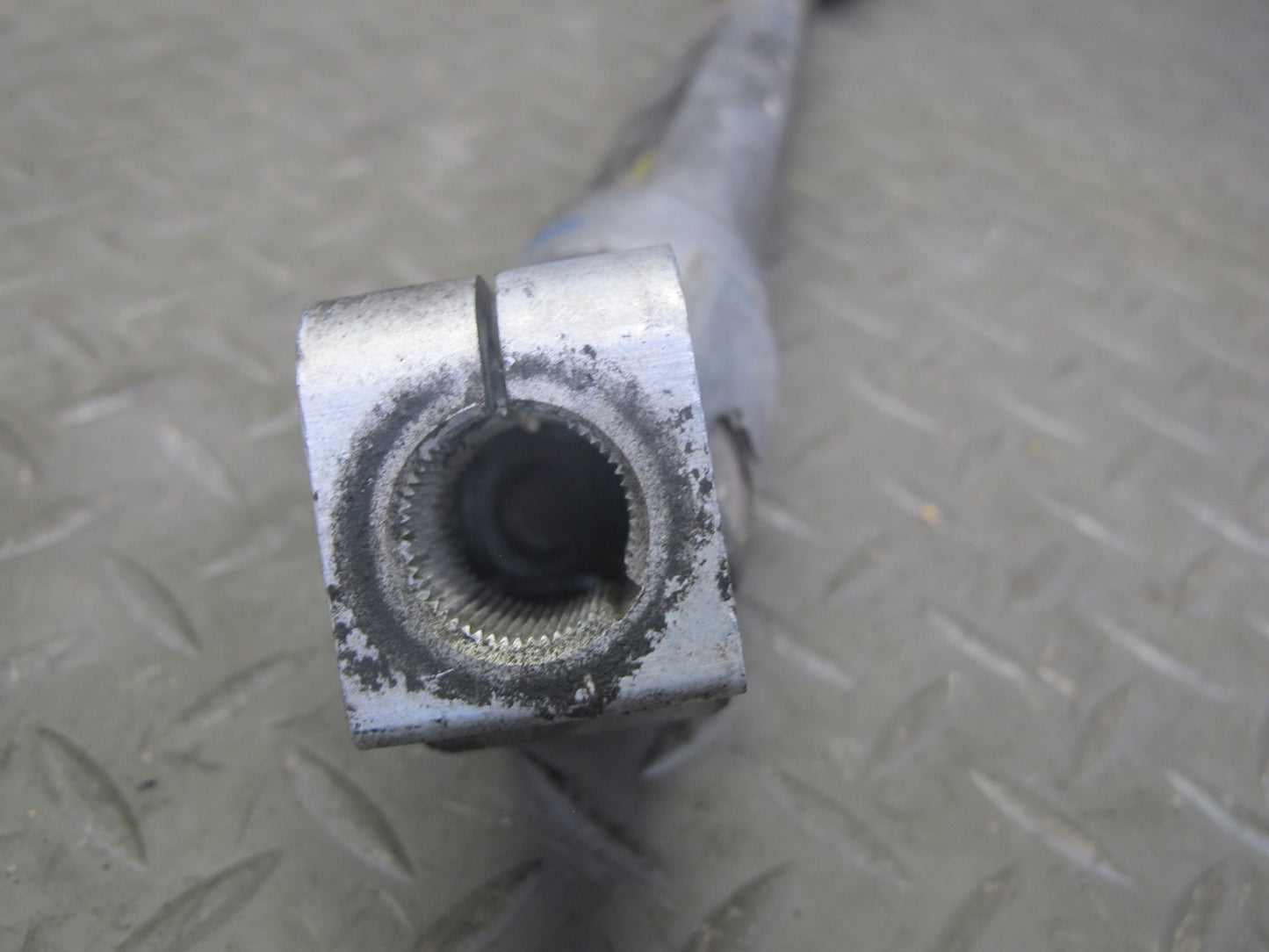 01-06 BMW E46 3-SERIES Steering Column U Joint Linkage Shaft OEM