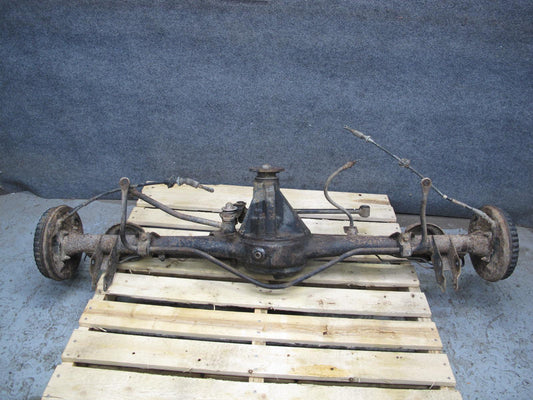 84-85 Mazda RX7 FB GS A/T Rear Axle Differential Carrier 3.9 Ratio w Drum Brakes