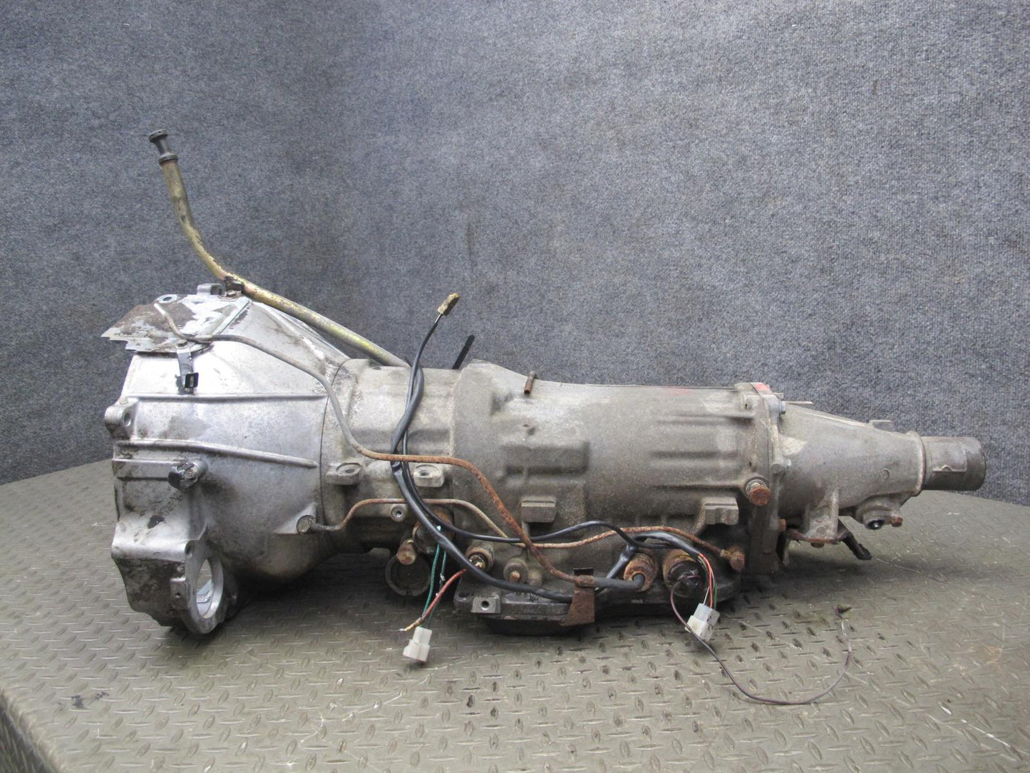 84-85 Mazda RX7 FB 12A 3-SPEED A/T Automatic Transmission w Torque Converter OEM