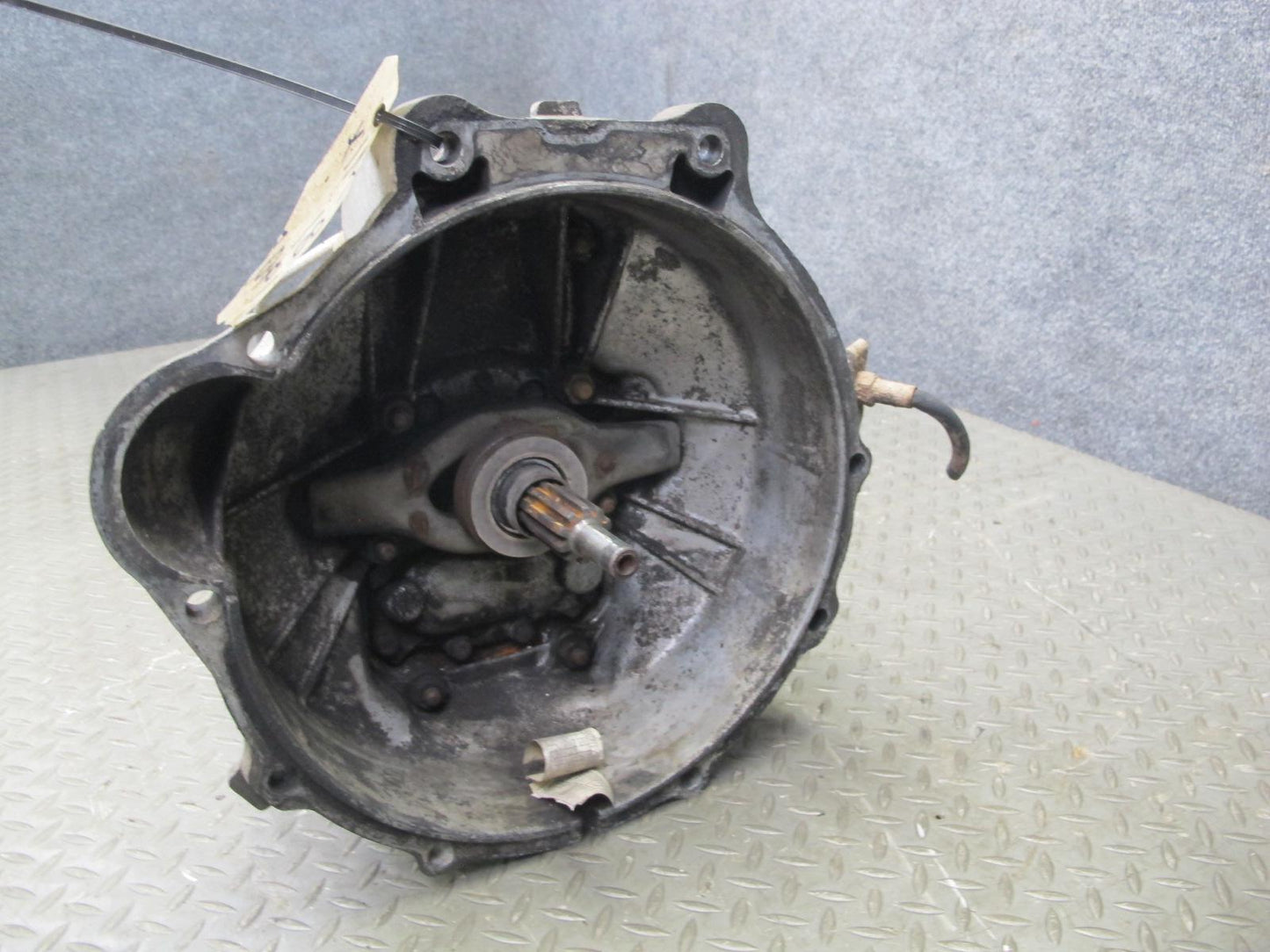 74-76 Mercedes W115 240D OM616 4-SPEED M/T Manual Transmission OEM