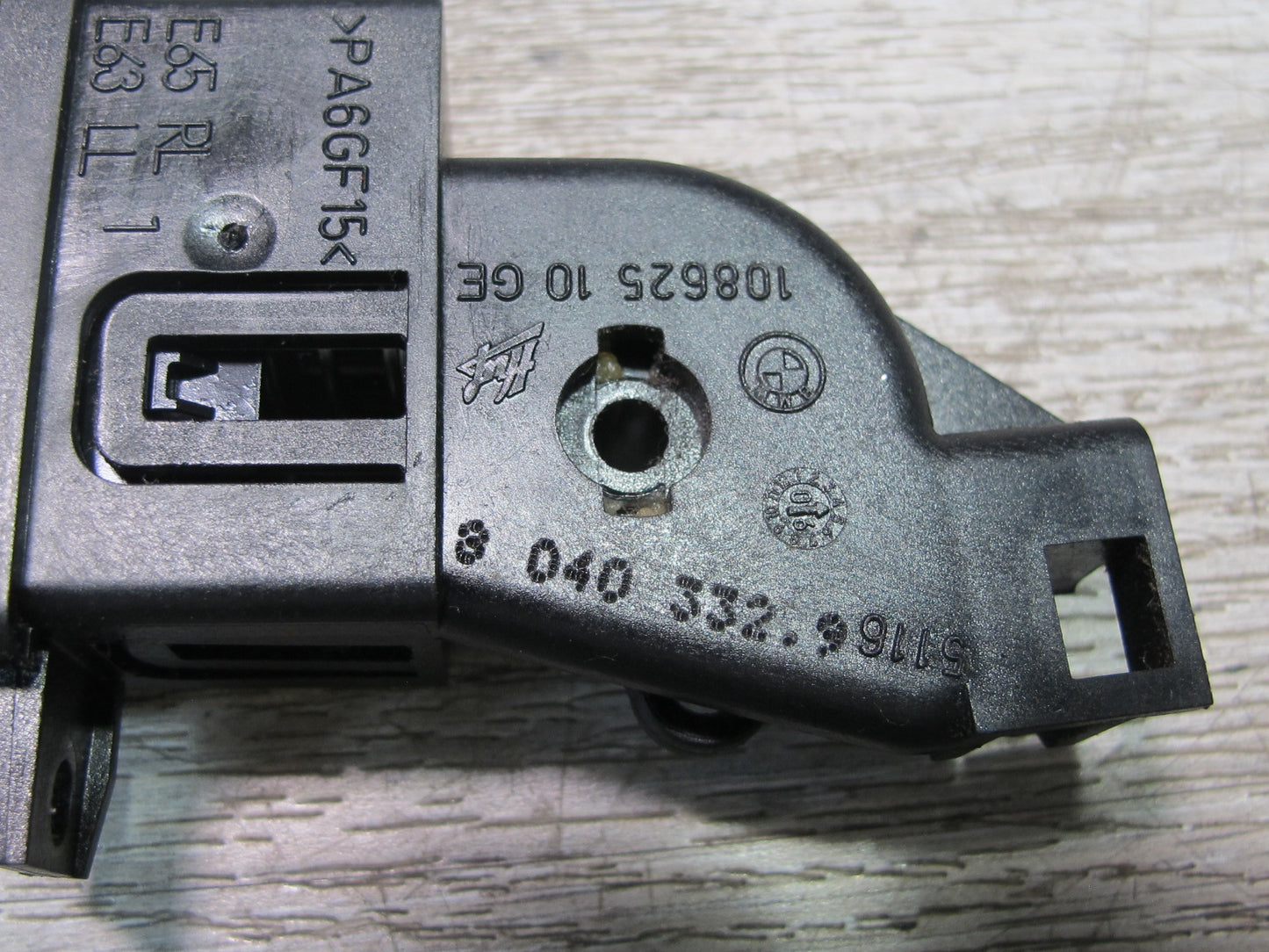 2006-2010 BMW E63 E64 Glove Box Open Release Button Switch 8040332