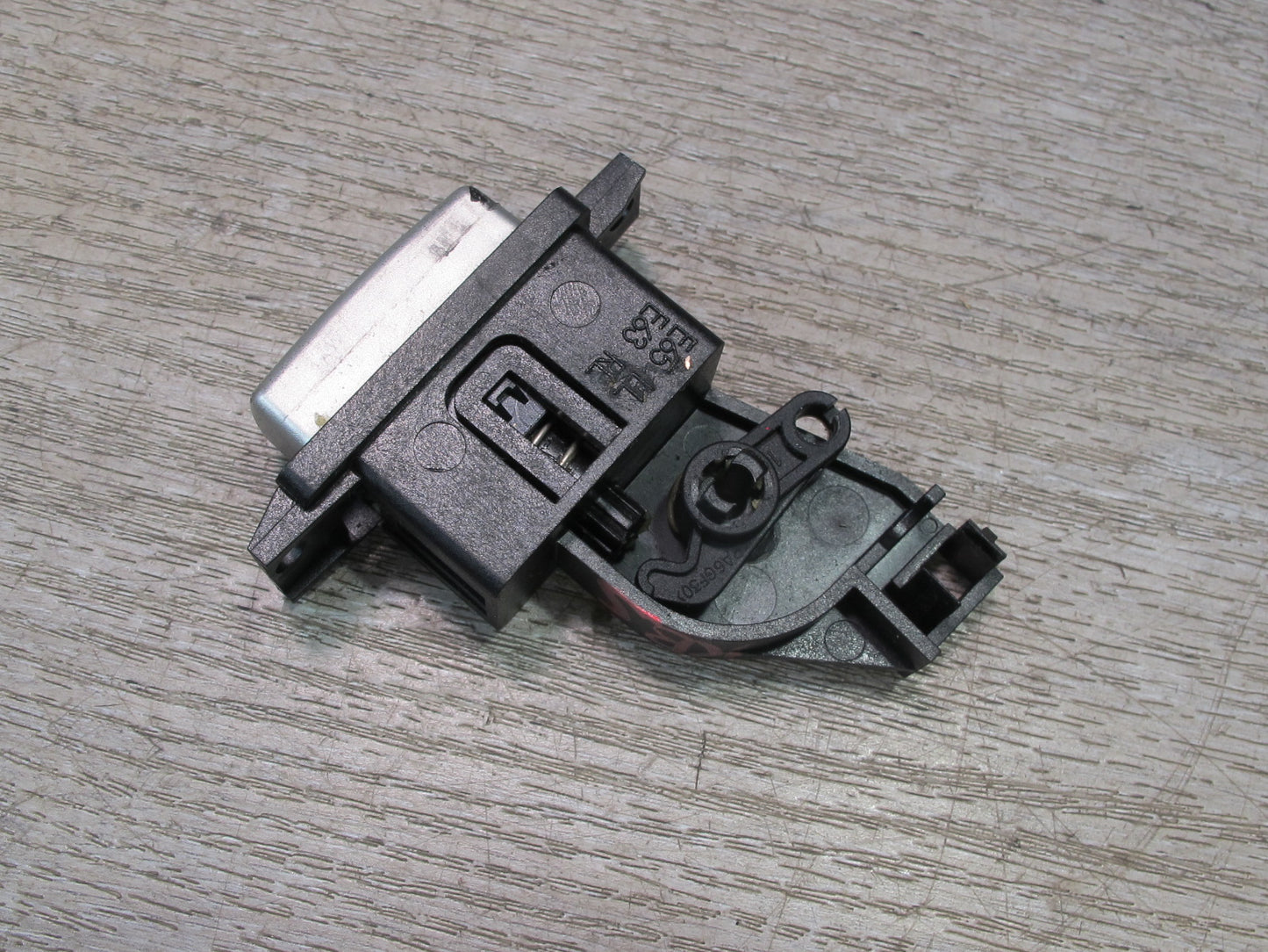 2006-2010 BMW E63 E64 Glove Box Open Release Button Switch 8040332