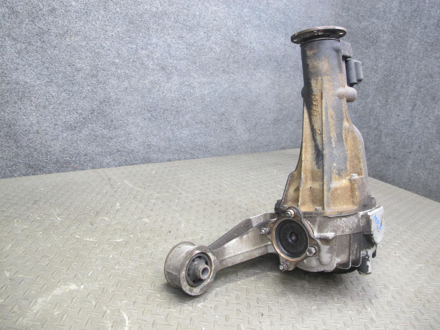 86-88 Mazda RX7 Coupe NA MT 5 Speed LSD Rear Differential Carrier 4.10 Ratio OEM