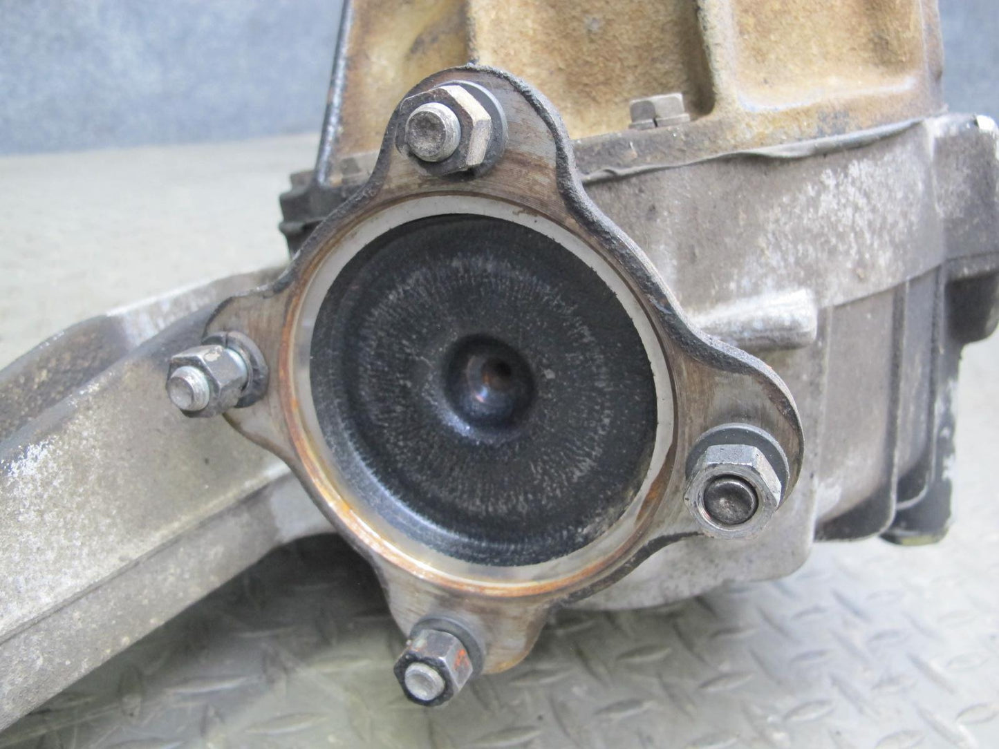 86-88 Mazda RX7 Coupe NA MT 5 Speed LSD Rear Differential Carrier 4.10 Ratio OEM