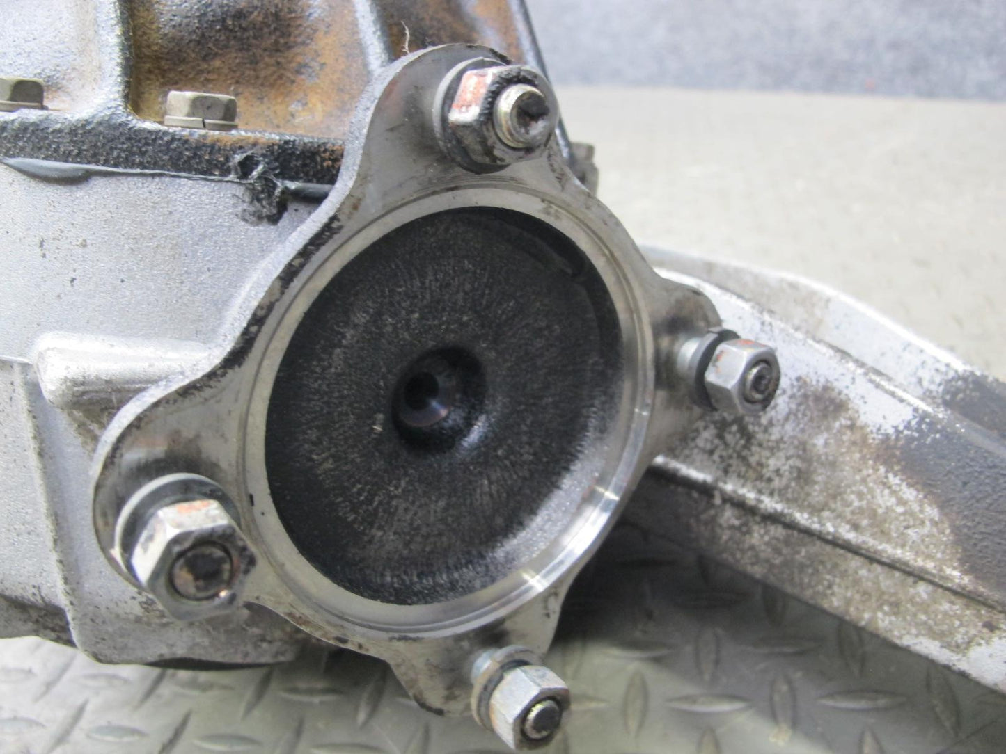 86-88 Mazda RX7 Coupe NA MT 5 Speed LSD Rear Differential Carrier 4.10 Ratio OEM