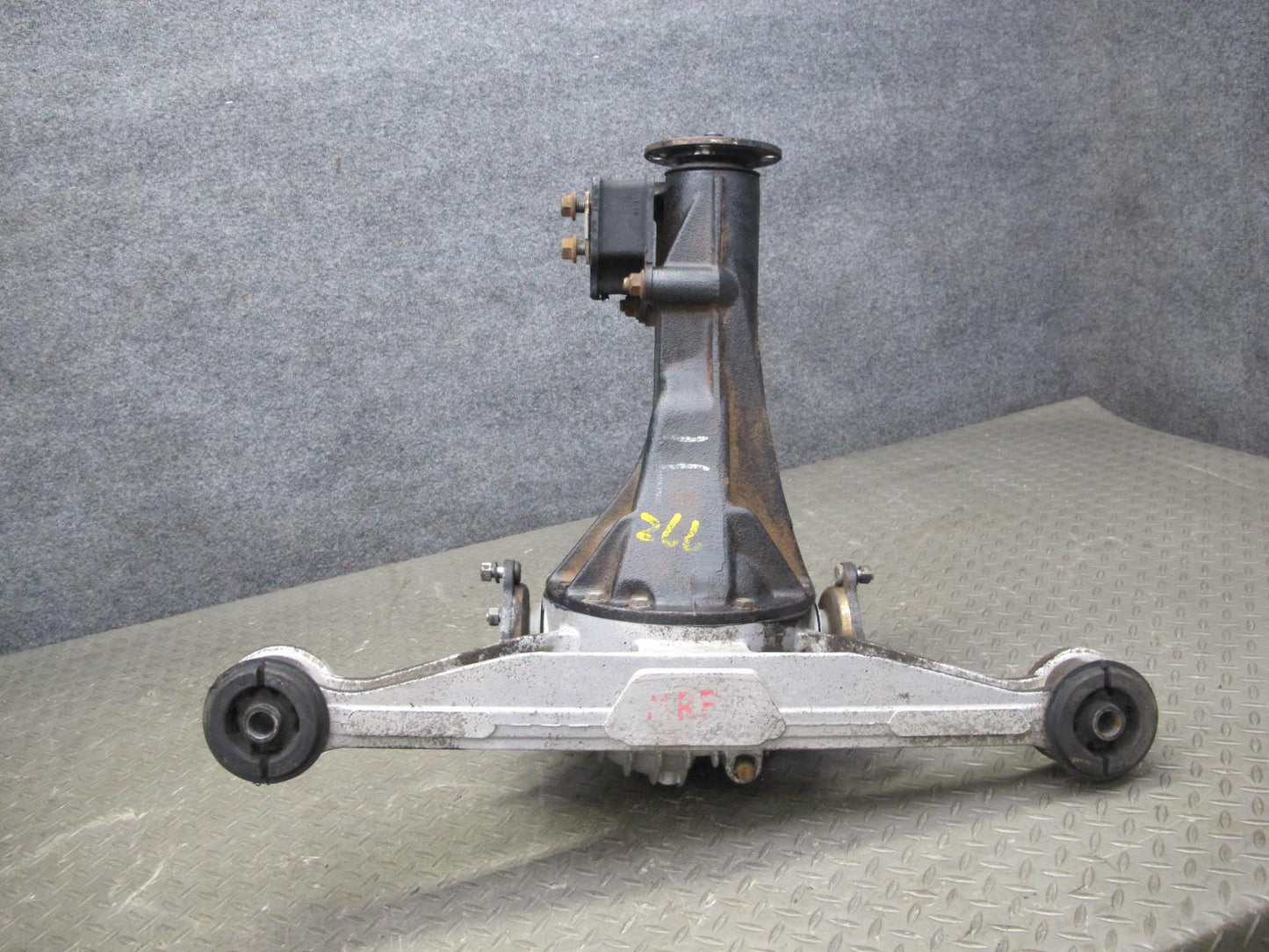86-88 Mazda RX7 Coupe NA MT 5 Speed LSD Rear Differential Carrier 4.10 Ratio OEM