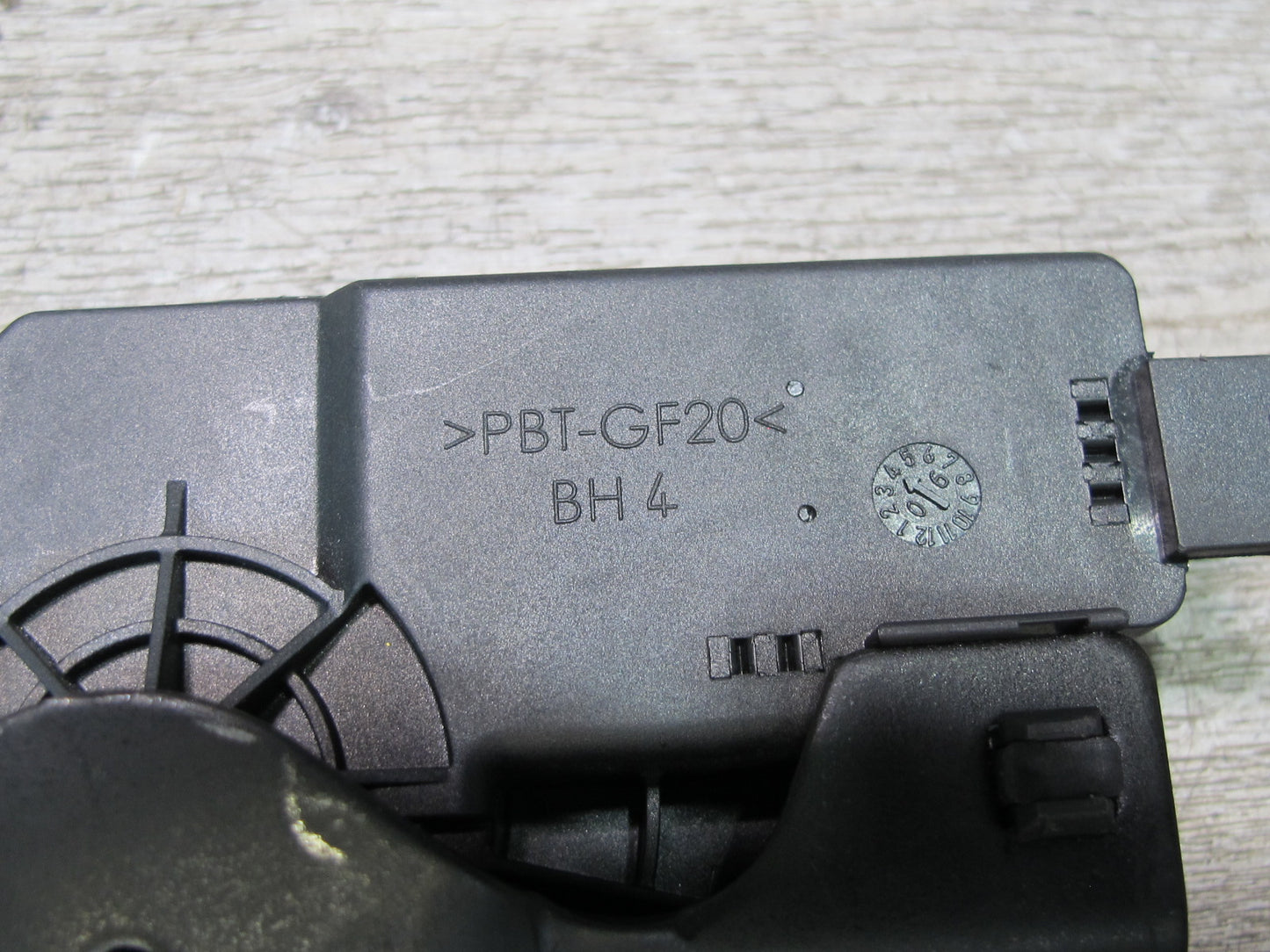 2006-2010 BMW E63 Rear Trunk Lock Latch Actuator