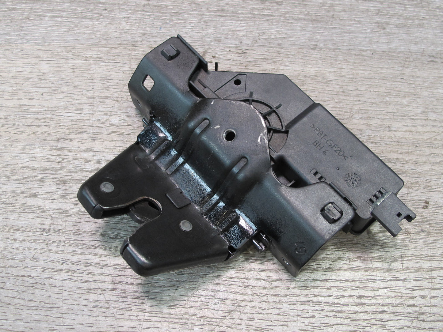2006-2010 BMW E63 Rear Trunk Lock Latch Actuator