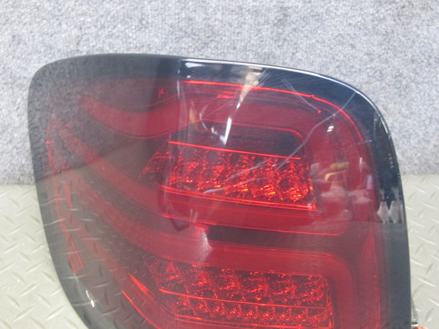 06-11 Mercedes W164 Ml-class Rear Left LED Tail Light Lamp Aftermarket
