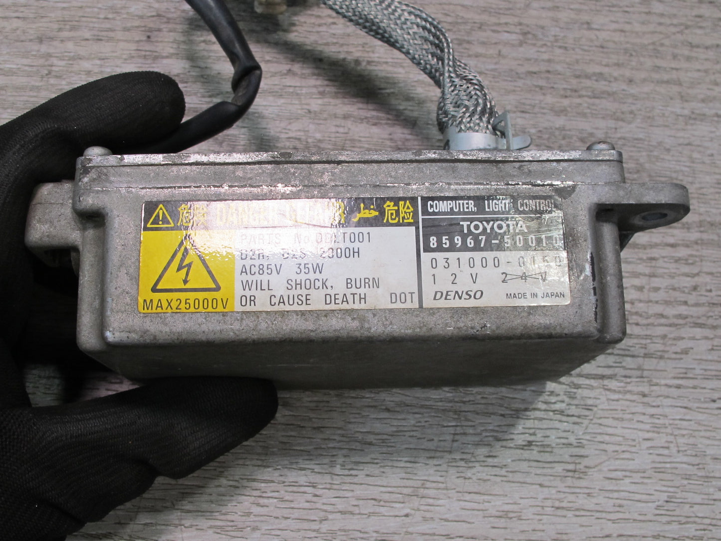 98-00 Lexus LS400 Left Xenon Headlight Module w Adjuster & Bulb Cover Set OEM