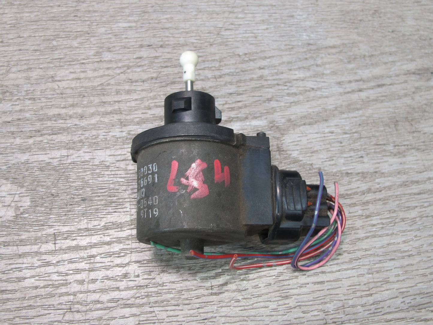98-00 Lexus LS400 Right Xenon Headlight Module w Adjuster & Bulb Cover Set OEM