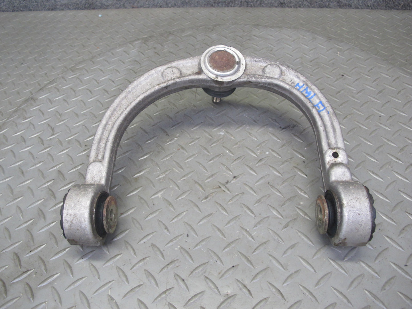 06-11 Mercedes W164 ML350 ML63 AWD Front Left & Right Upper Control Arm Set OEM