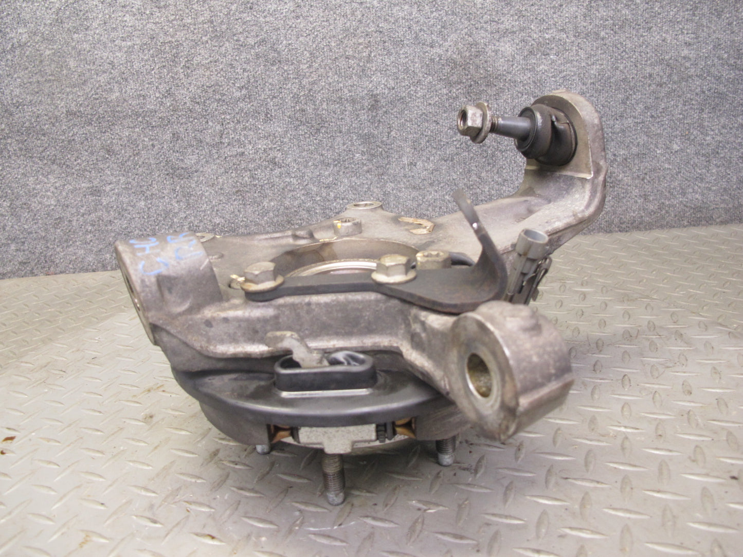 05-08 Chevrolet Corvette C6 Rear Right Spindle Knuckle Wheel Hub Bearing OEM