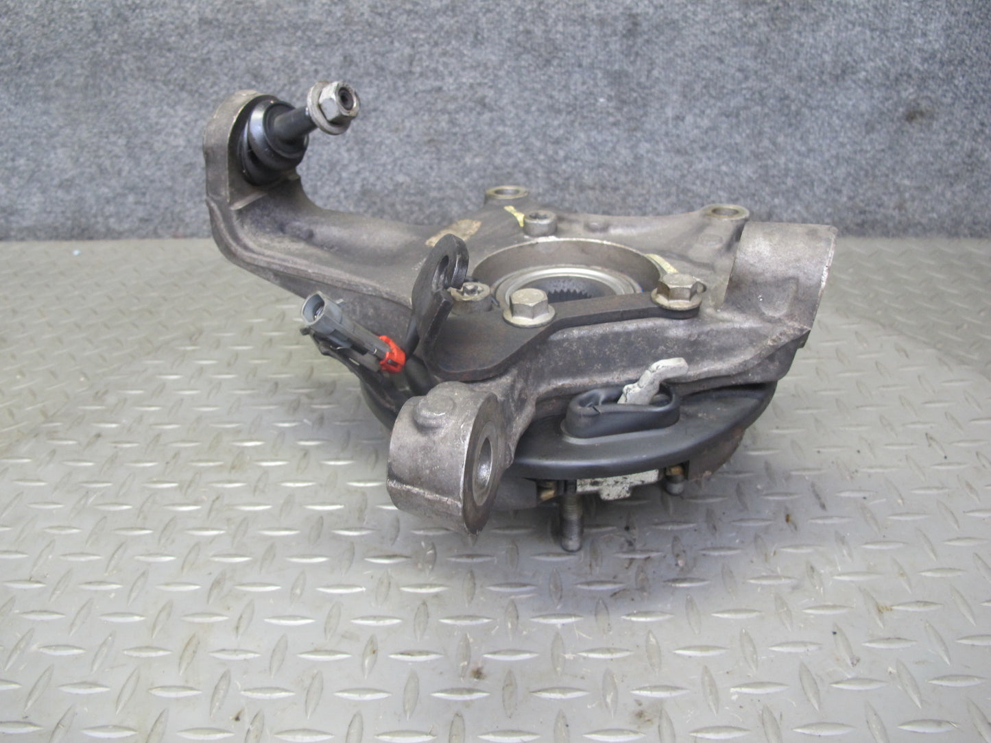 05-08 Chevrolet Corvette C6 Rear Left Spindle Knuckle Wheel Hub Bearing OEM
