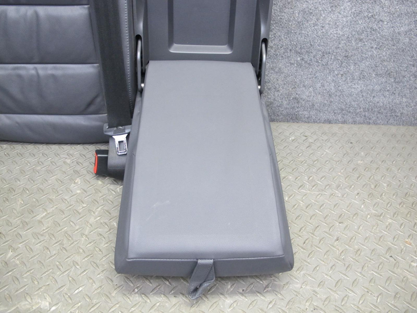 2008 VW Golf MK5 R32 2-DOOR Front & Rear Sport Seat Set Leather Anthracite OEM