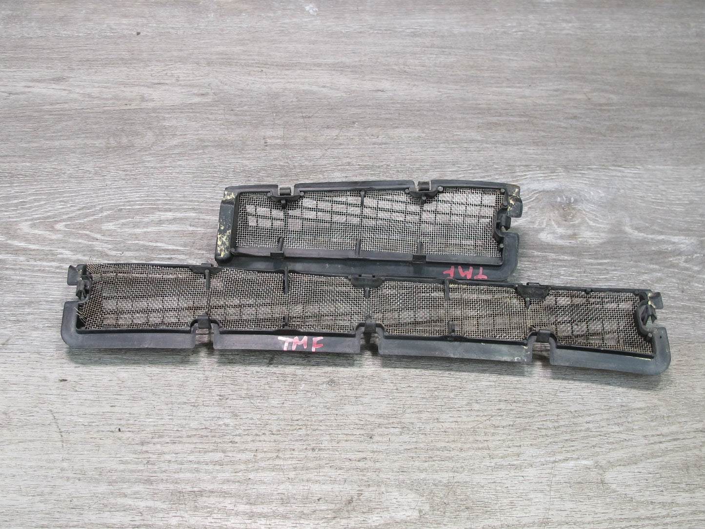 85-89 Toyota MR2 AW15 Set of 2 Front Windshield Cowl Vent Grille Cover OEM