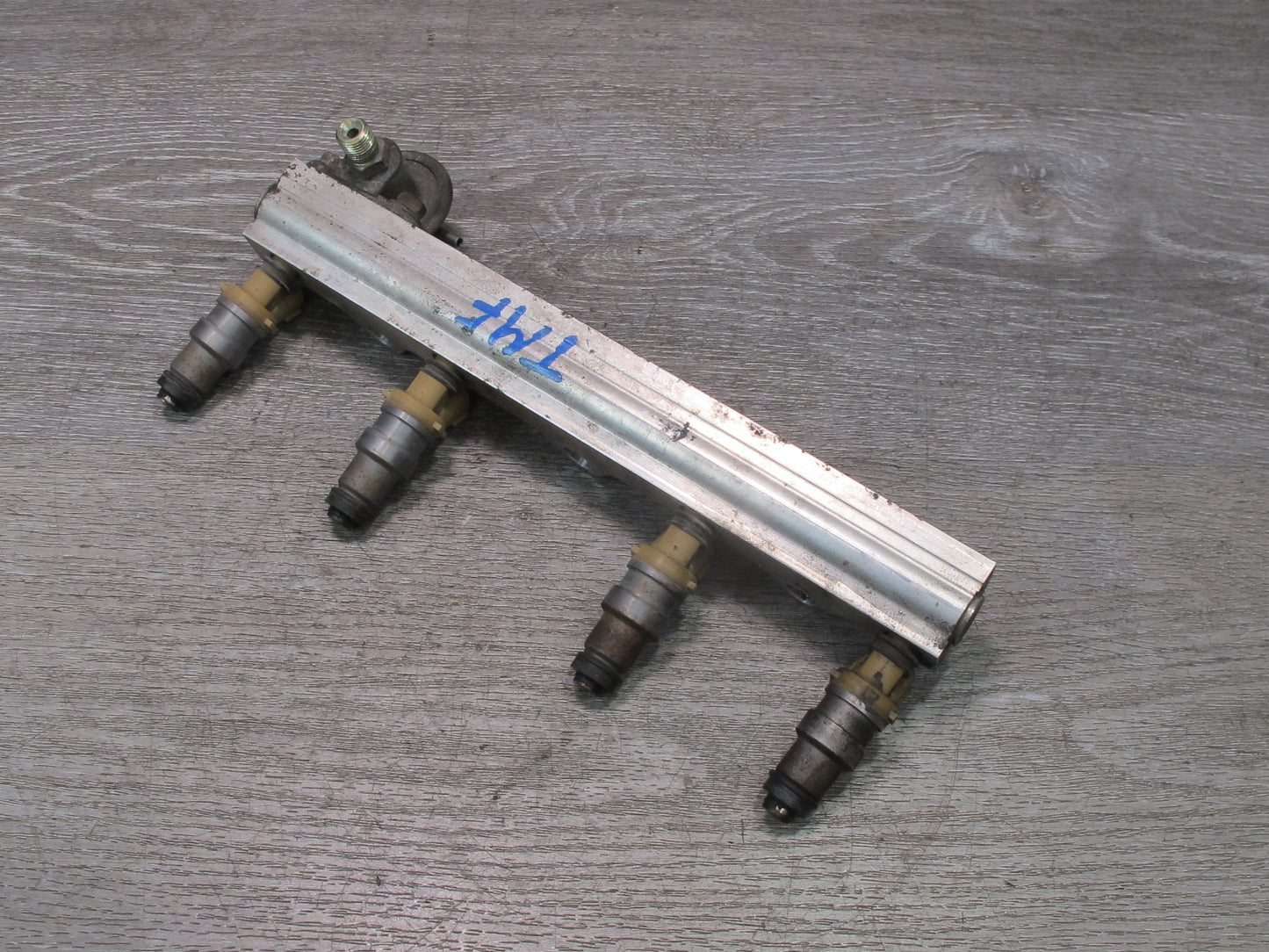 88-89 Toyota MR2 AW15 1.6L 4AGE Engine Fuel Rail Injector Set OEM