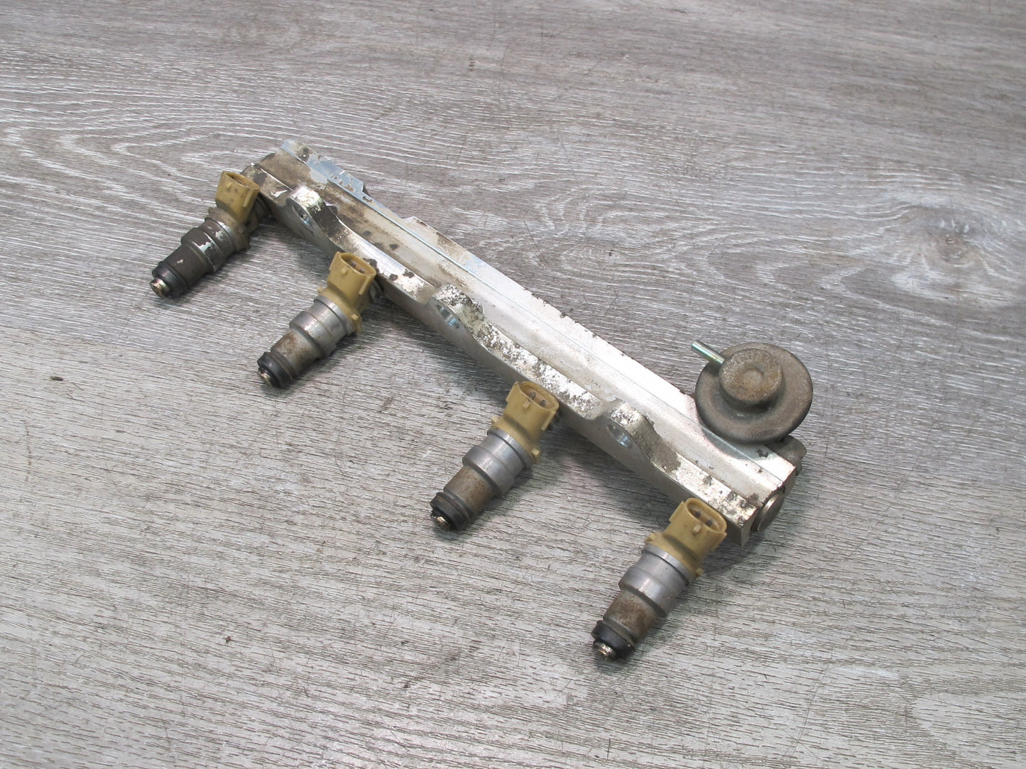 88-89 Toyota MR2 AW15 1.6L 4AGE Engine Fuel Rail Injector Set OEM