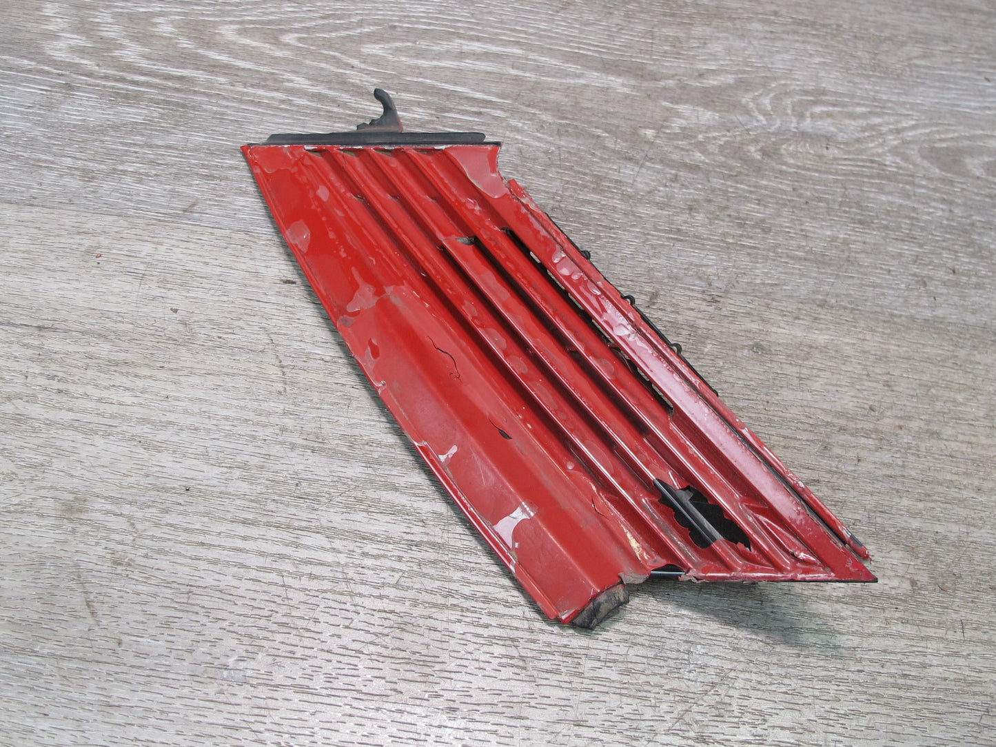 85-89 Toyota MR2 AW15 Rear Left & Right Exterior C-pillar Vent Trim Set RED OEM
