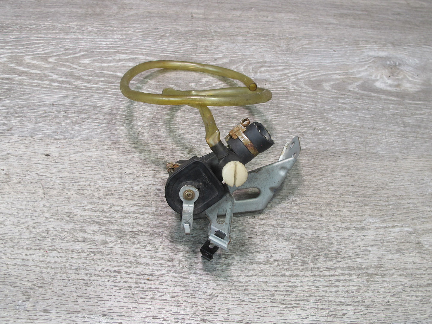 85-89 Toyota MR2 AW15 Heater Control Valve w Bracket & Hose OEM