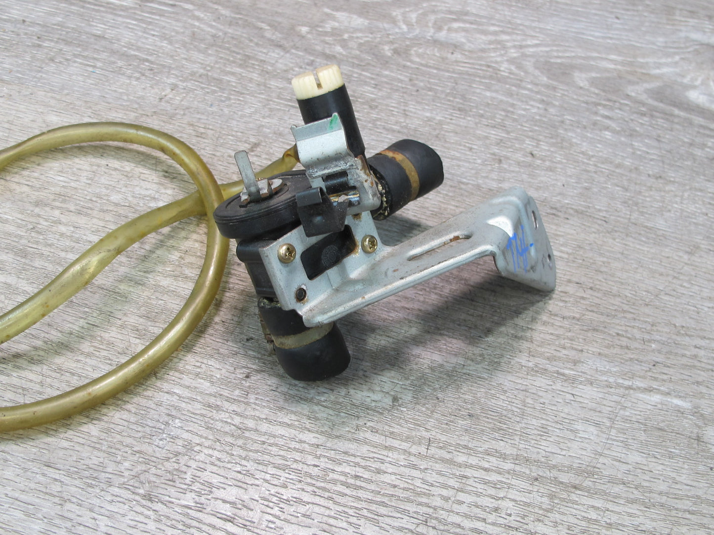85-89 Toyota MR2 AW15 Heater Control Valve w Bracket & Hose OEM