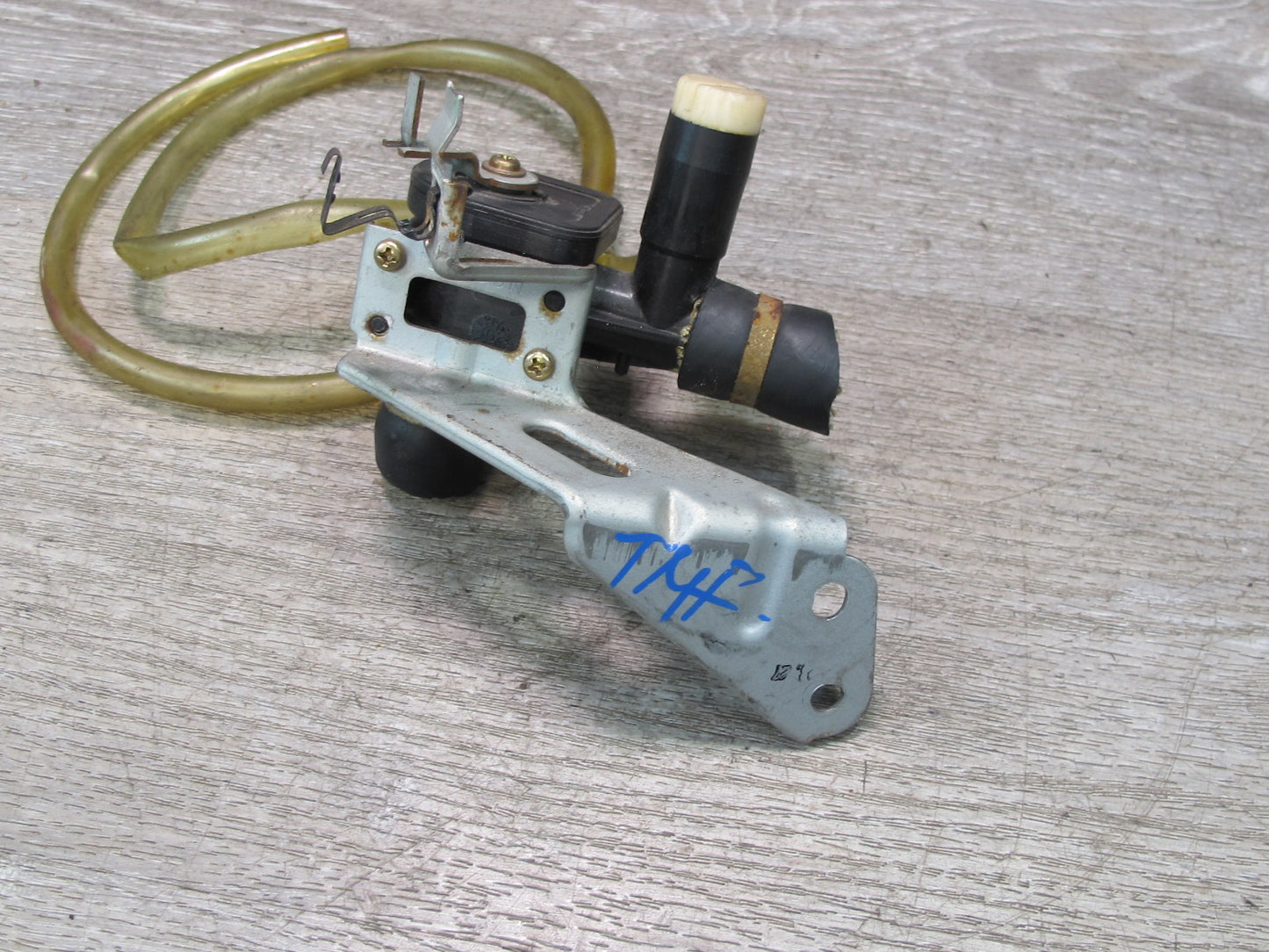 85-89 Toyota MR2 AW15 Heater Control Valve w Bracket & Hose OEM