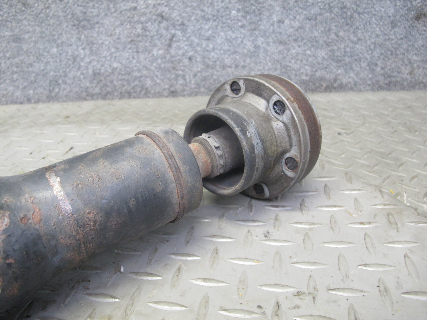 07-11 Mercedes W164 ML63 AMG AWD Front Drive Shaft Driveshaft 2514100701 OEM