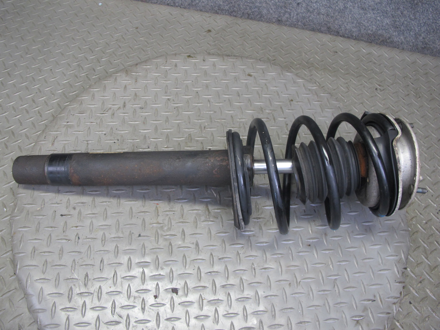01-06 BMW E46 Coupe Convertible Front Left Strut Shock Absorber 6750791 OEM