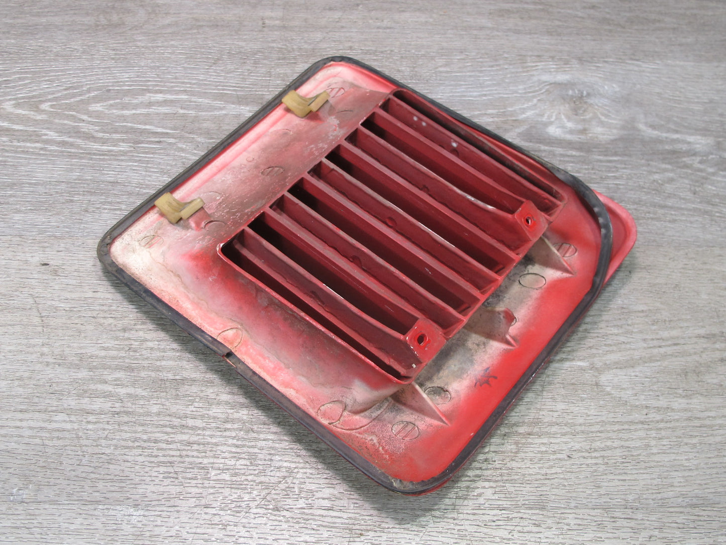 87-88 Toyota MR2 AW15 Right Quarter Panel Air Inlet Scoop Vent Grille RED OEM