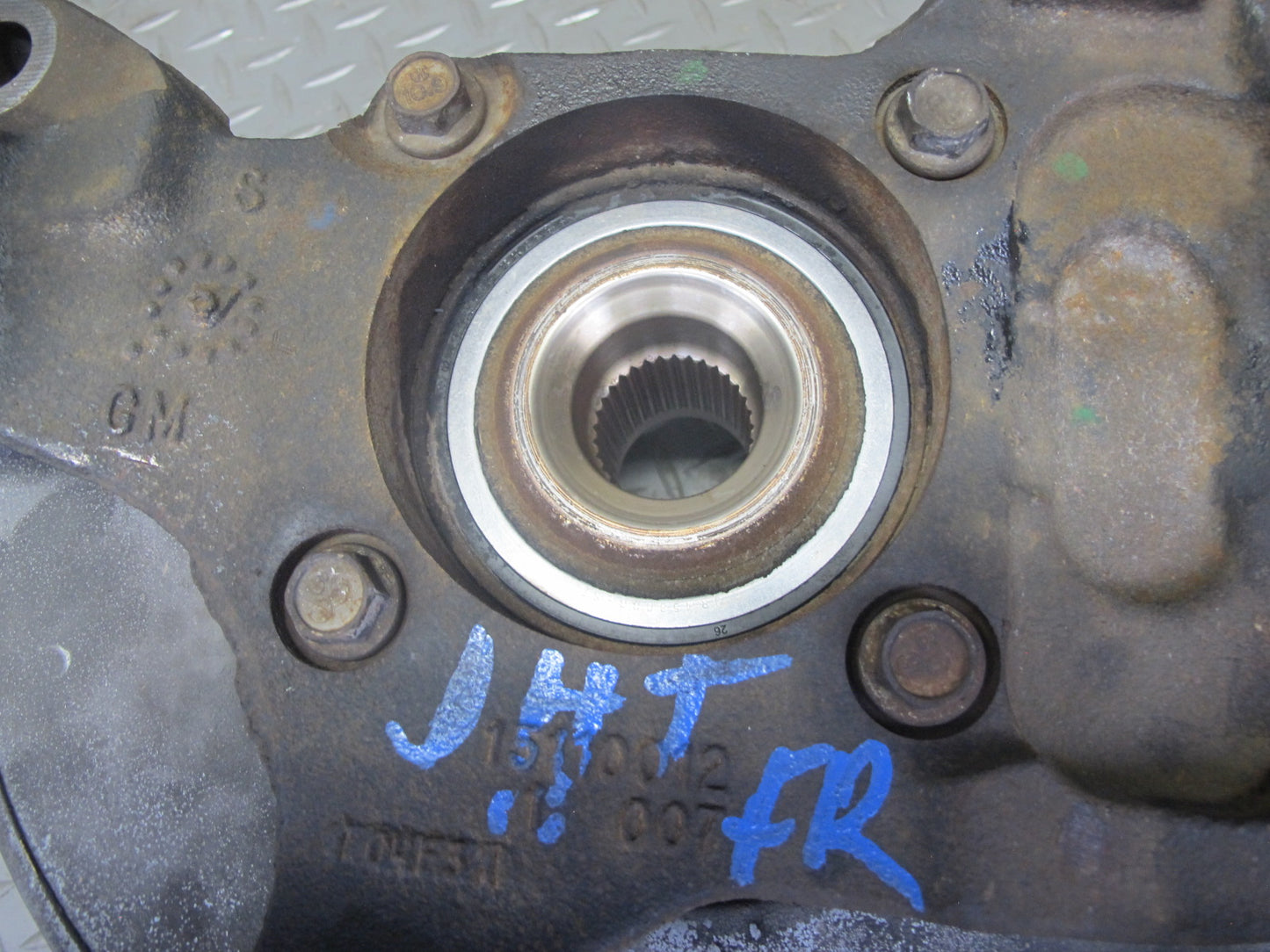 2003-2007 Hummer H2 Front Right Passenger Side Spindle Knuckle Wheel Hub