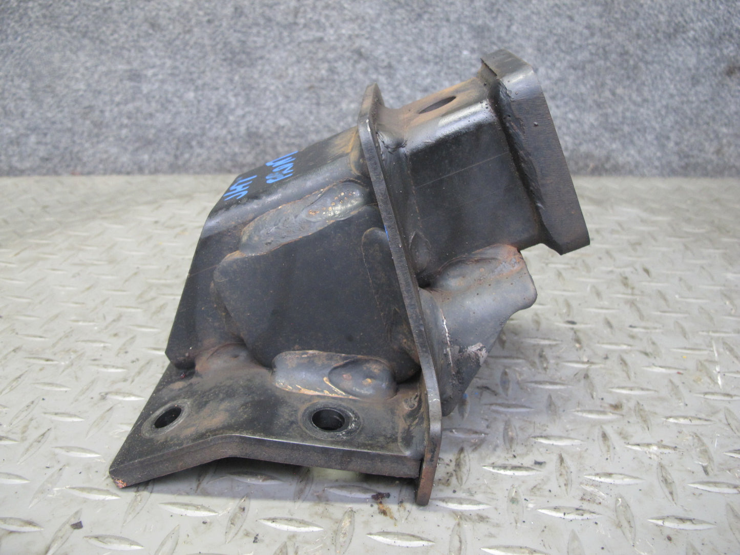 2003-2007 Hummer H2 Front TOW Towing Hook Hitch
