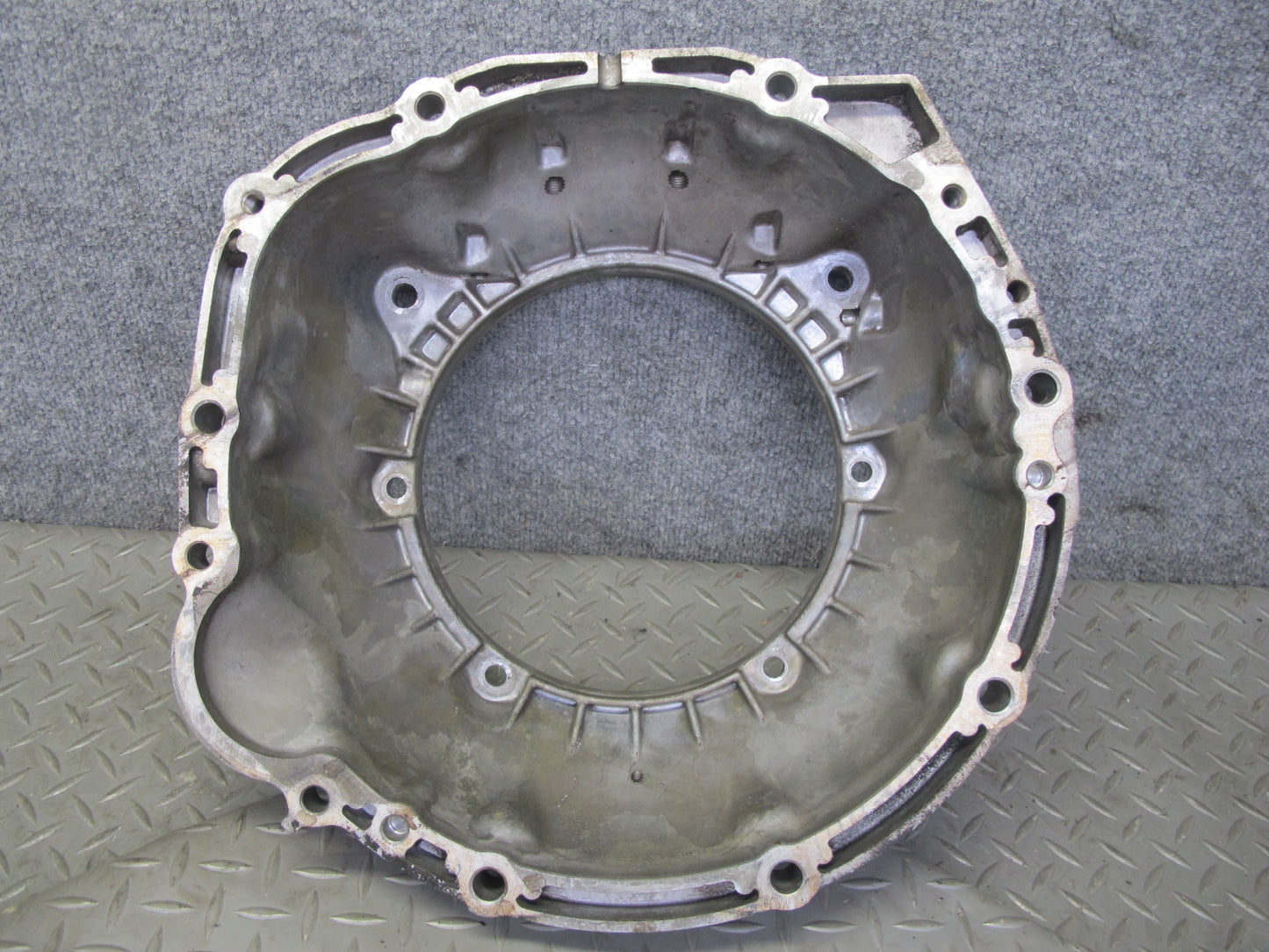 01-05 Lexus GS300 IS300 2JZGE RWD A650E A/T Auto Transmission Bell Housing OEM