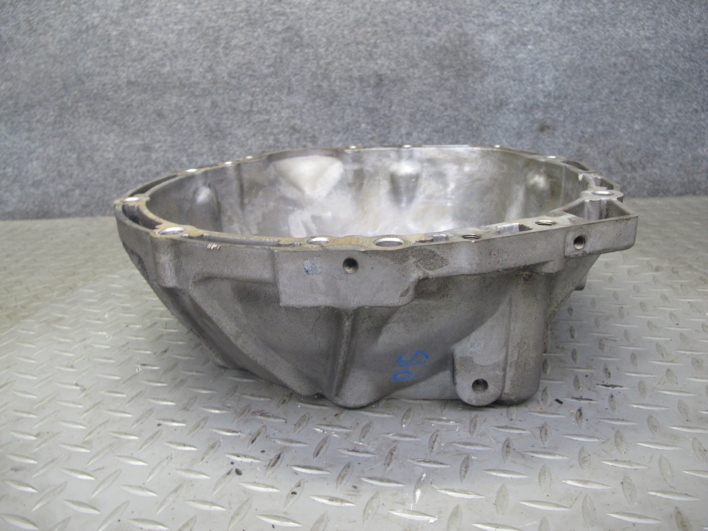 01-05 Lexus GS300 IS300 2JZGE RWD A650E A/T Auto Transmission Bell Housing OEM