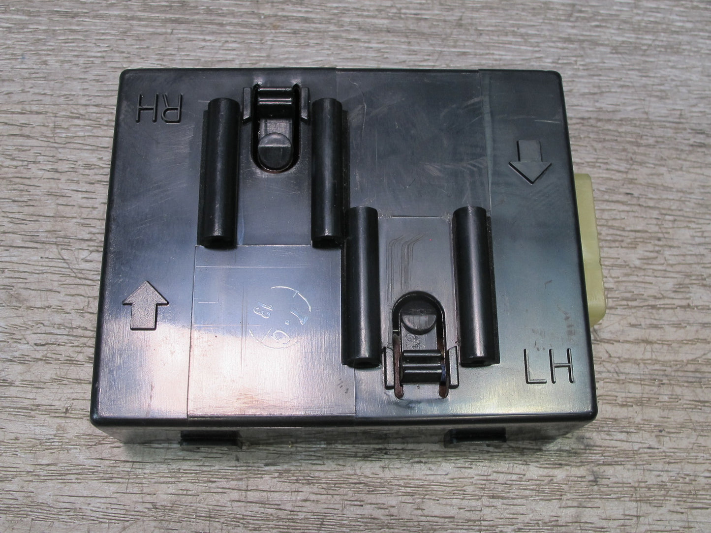 86-88 Toyota Supra MK3 Cooler Amplifier Stabilizer Module 88650-14240 OEM