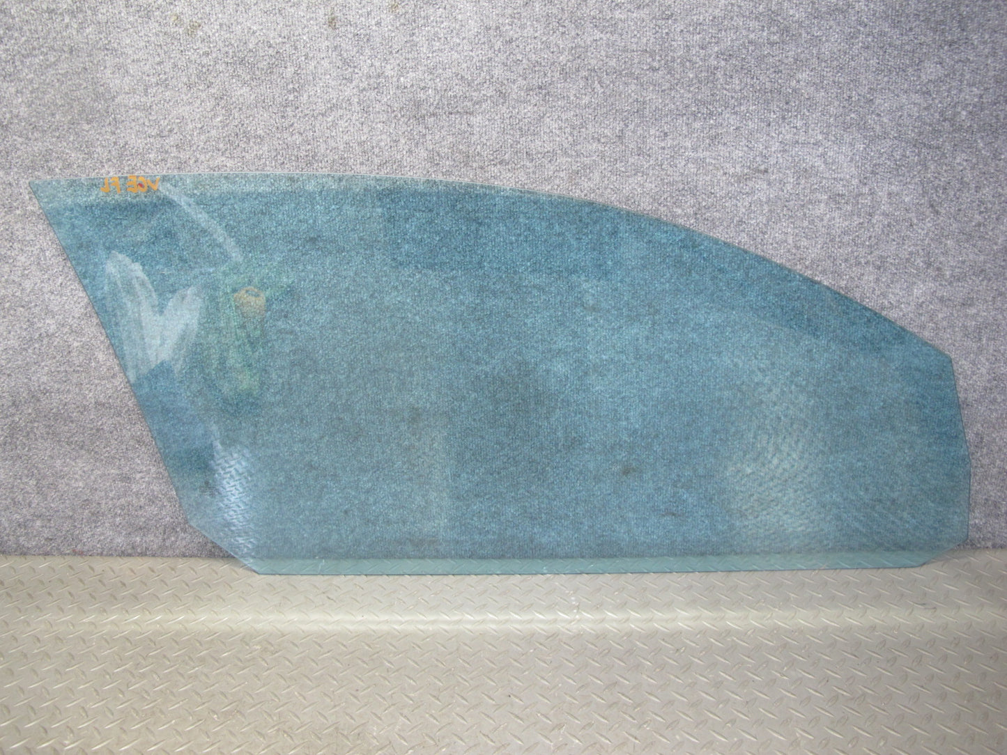 06-09 VW Golf MK5 R32 GTI Rabbit 2-DR Front Left Driver Door Glass Window OEM