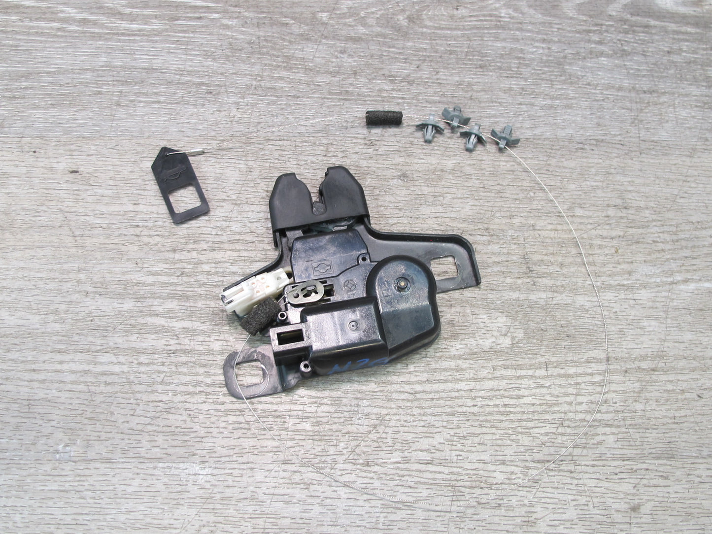 04-09 Nissan 350Z Z33 Convertible TOP Roof Left & Right Side Lock Latch Set OEM