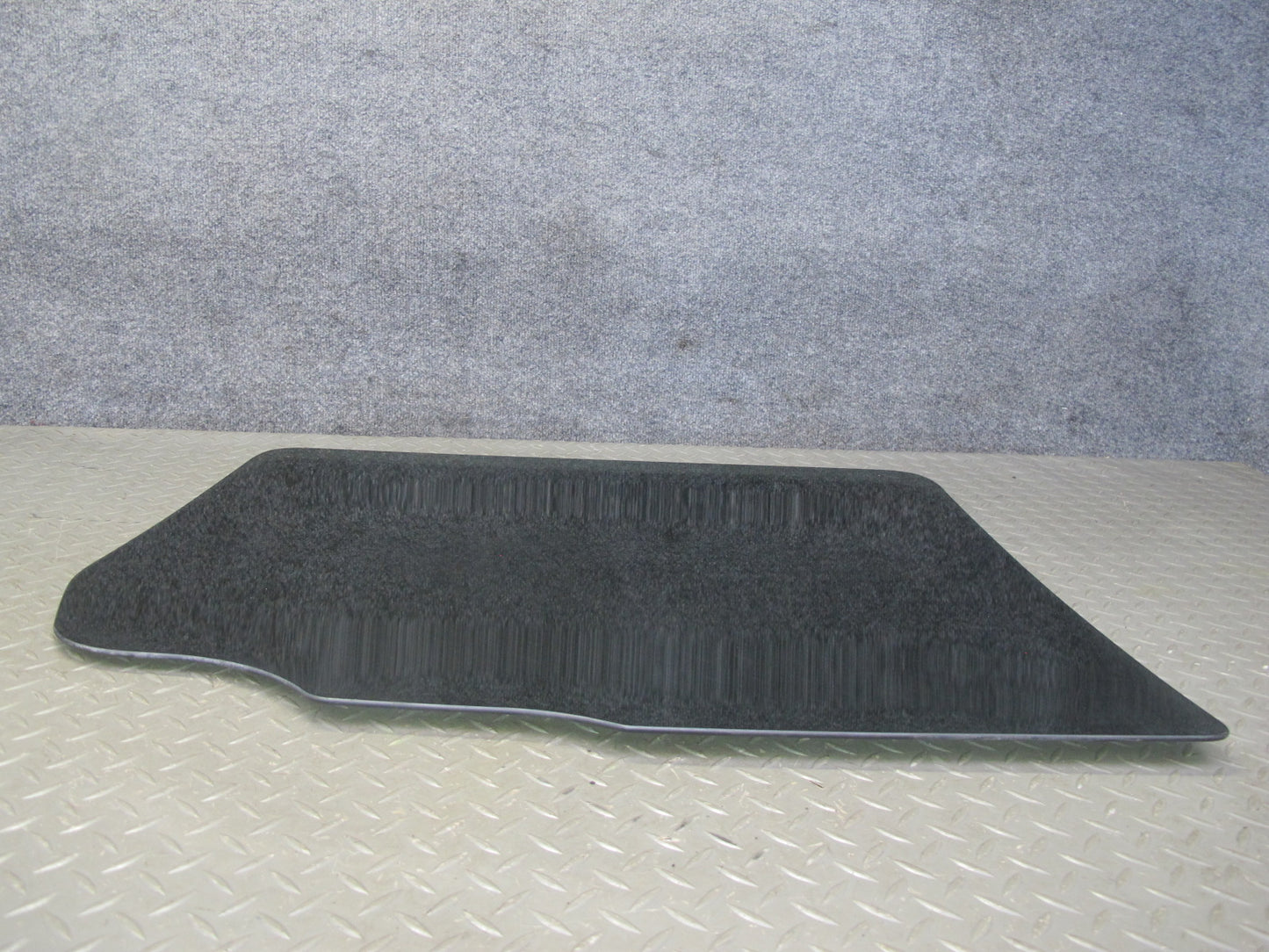 2003-2009 Hummer H2 Rear Left Driver Side Door Glass Window