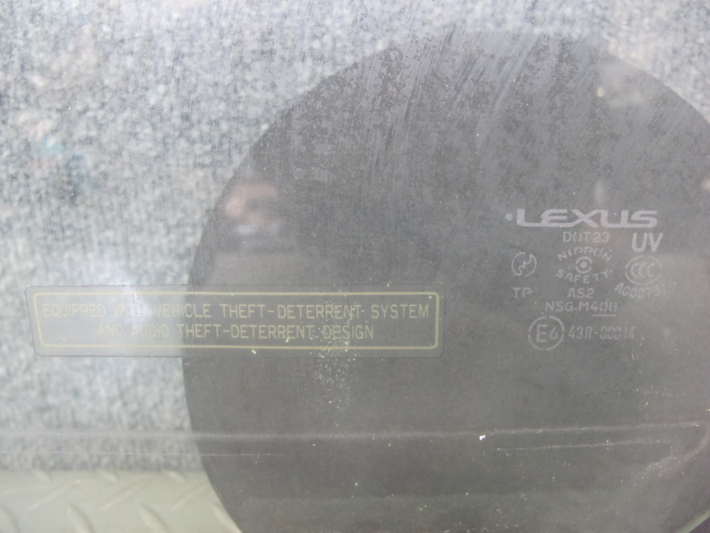 04-05 Lexus JCE10L IS300 Front Left Driver Door Glass Window OEM