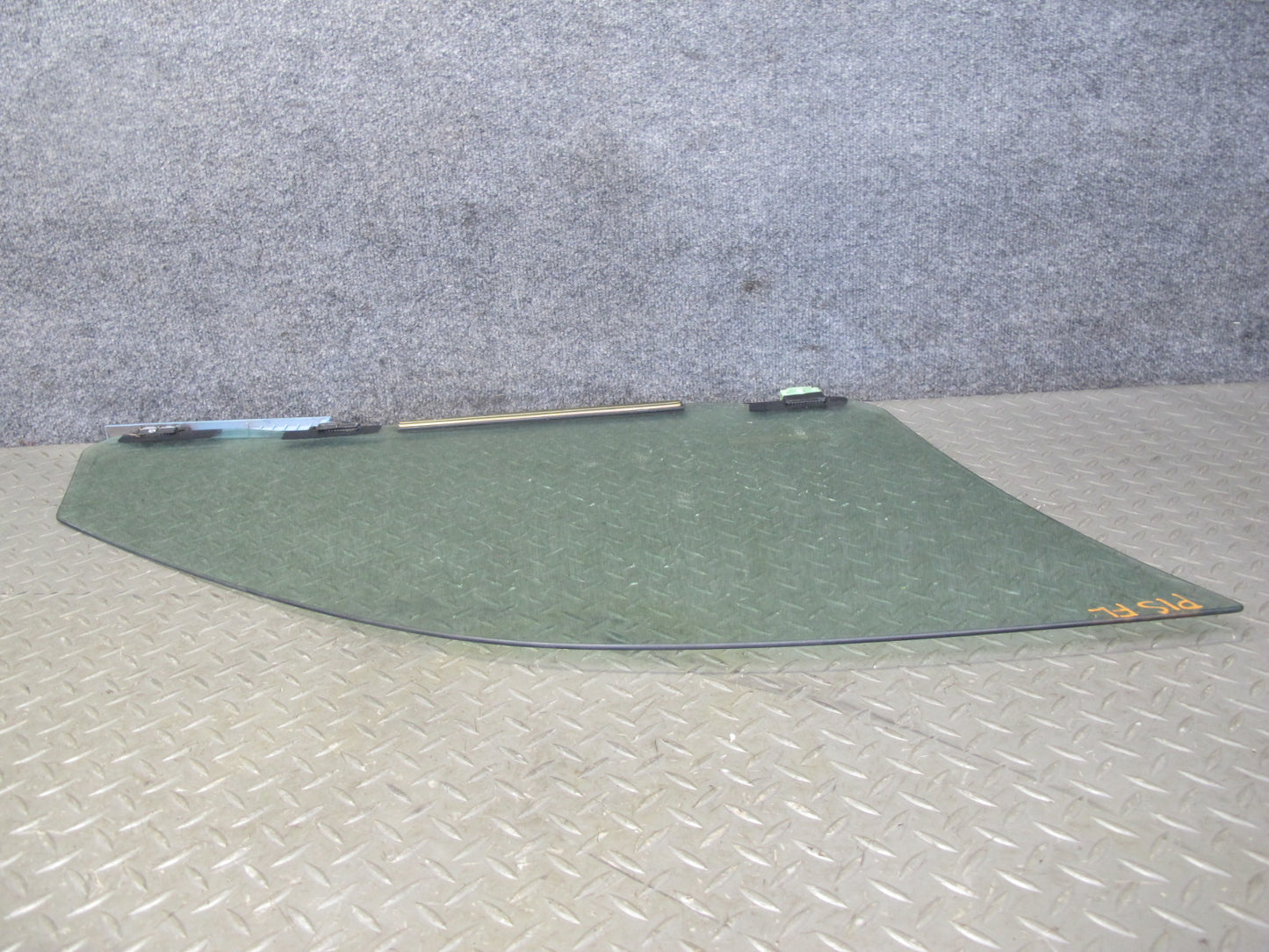 04-05 Lexus JCE10L IS300 Front Left Driver Door Glass Window OEM