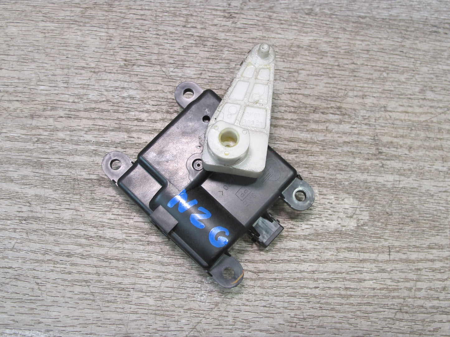 07-09 Nissan 350Z Z33 Convertible Set of 3 A/C Heater Flap Actuator Motor OEM