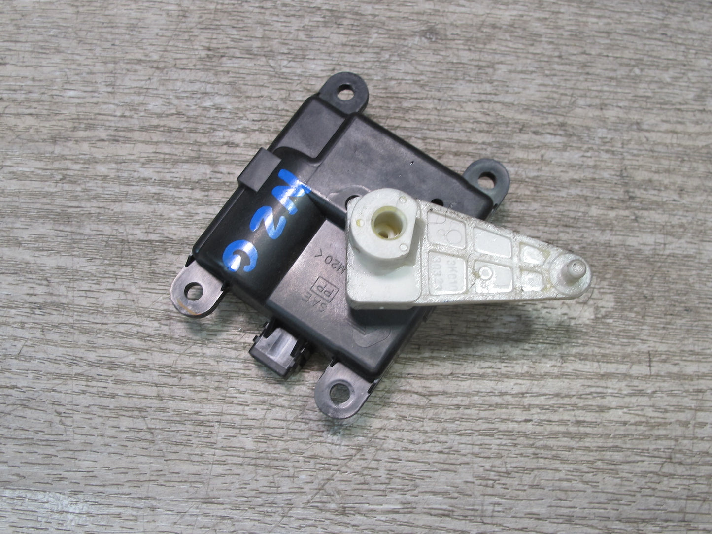 07-09 Nissan 350Z Z33 Convertible Set of 3 A/C Heater Flap Actuator Motor OEM