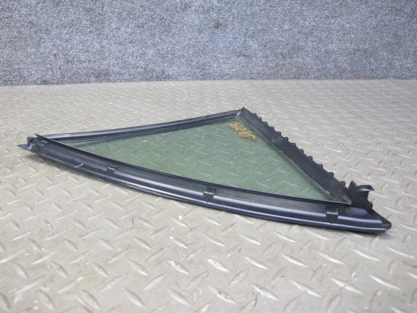 01-05 Lexus JCE10L IS300 Sedan Rear Left Door Quarter Glass Window OEM