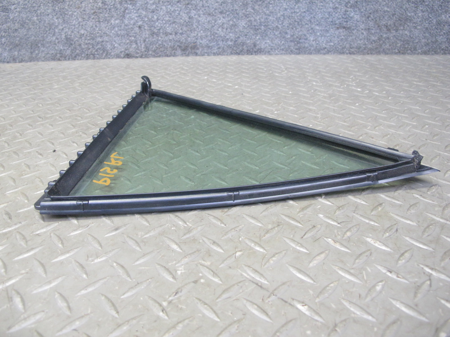 01-05 Lexus JCE10L IS300 Sedan Rear Left Door Quarter Glass Window OEM