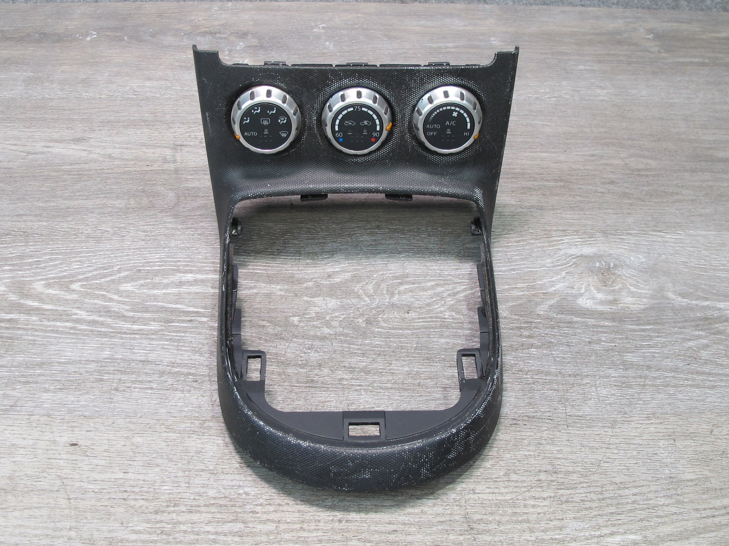 07-09 Nissan 350Z Convert A/C Heater Climate Control Switch Panel w Trim OEM