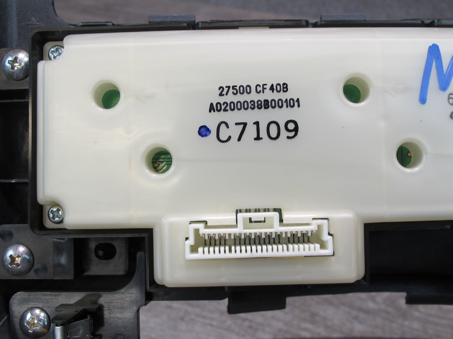 07-09 Nissan 350Z Convert A/C Heater Climate Control Switch Panel w Trim OEM