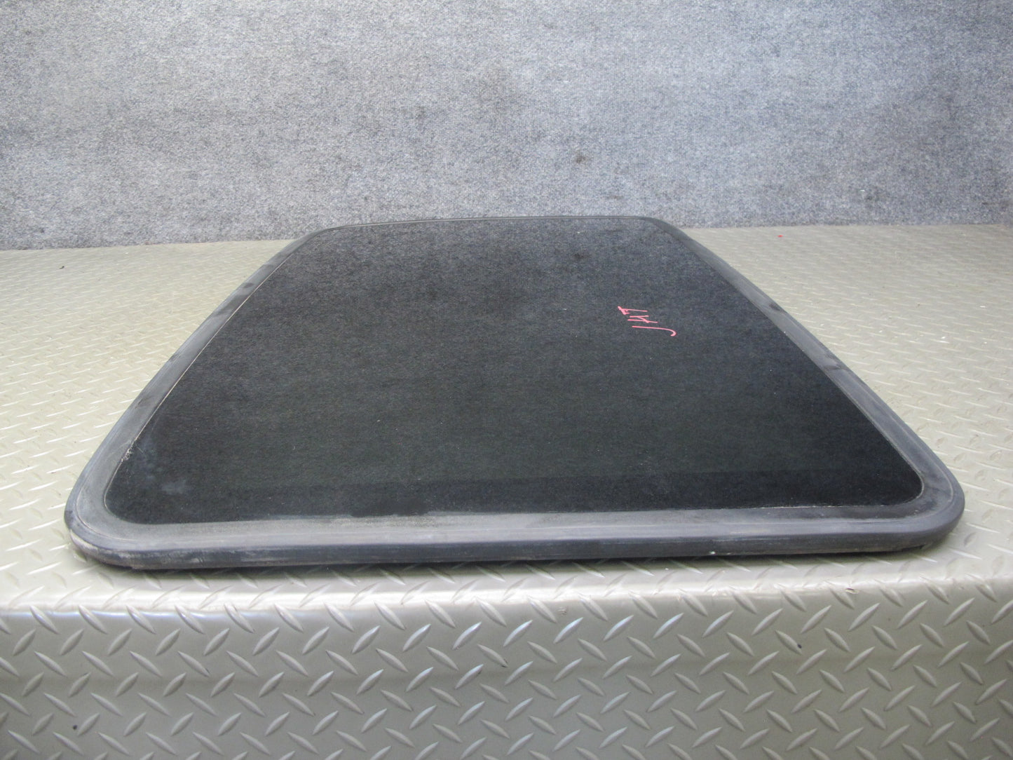 2003-2009 Hummer H2 Front Upper Sunroof Glass Window Panel