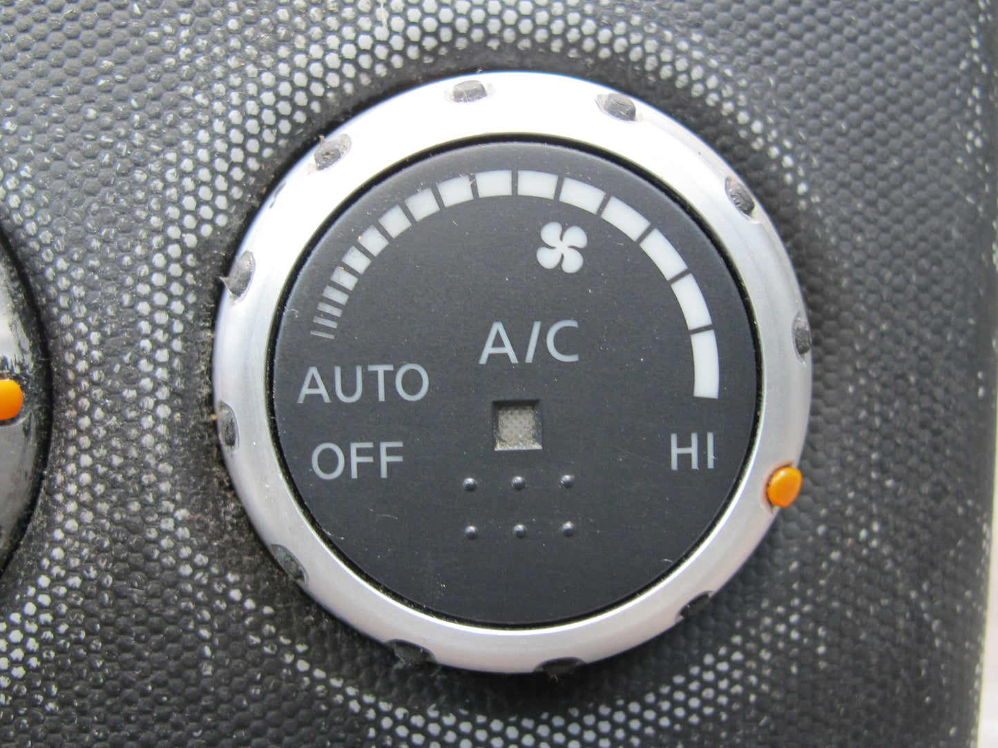 07-09 Nissan 350Z Convert A/C Heater Climate Control Switch Panel w Trim OEM