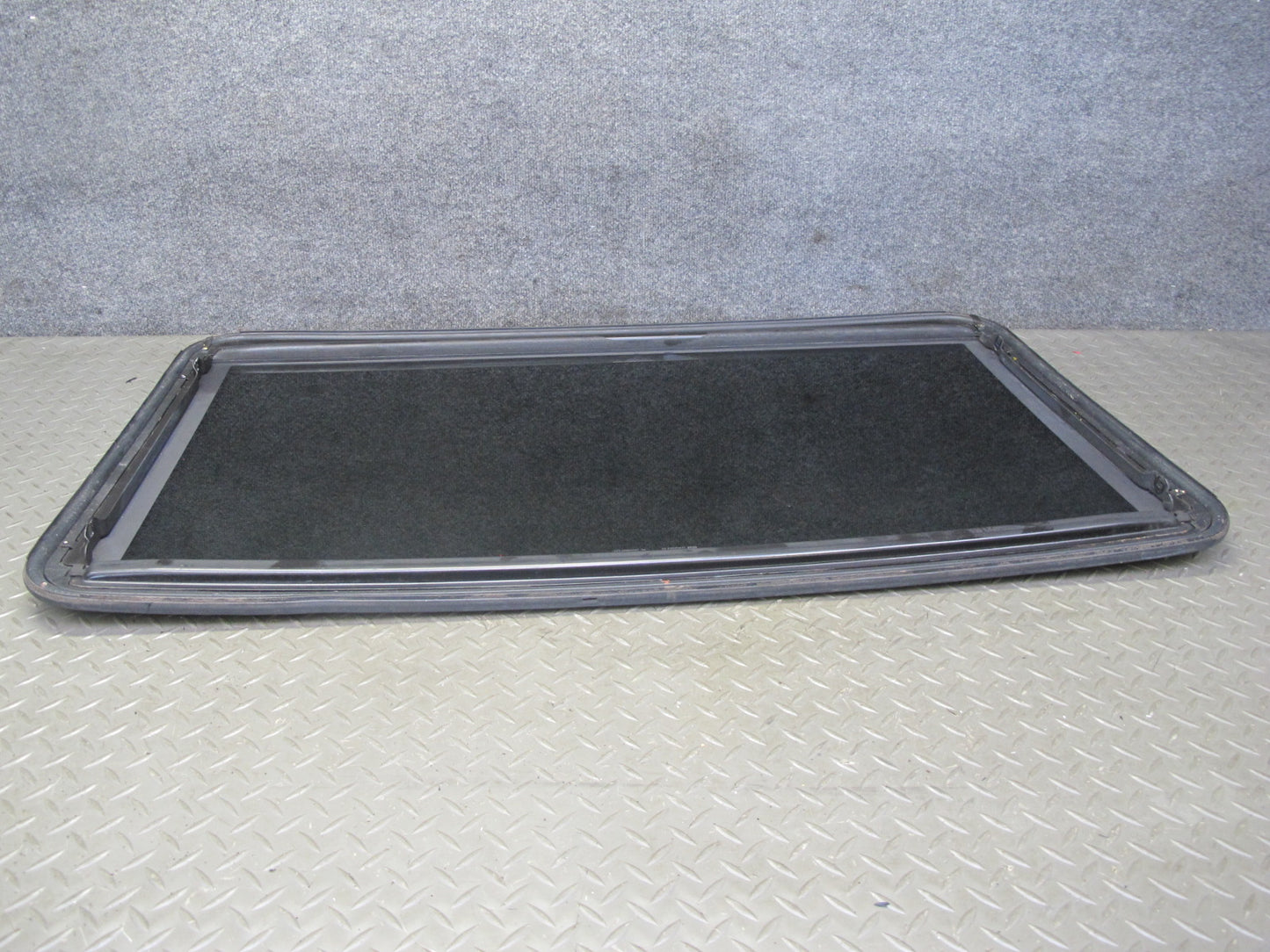 2003-2009 Hummer H2 Front Upper Sunroof Glass Window Panel